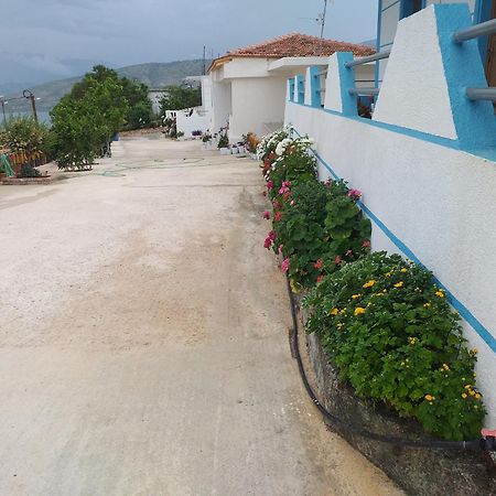 קסאמיל Grand Seaview Apartments חדר תמונה